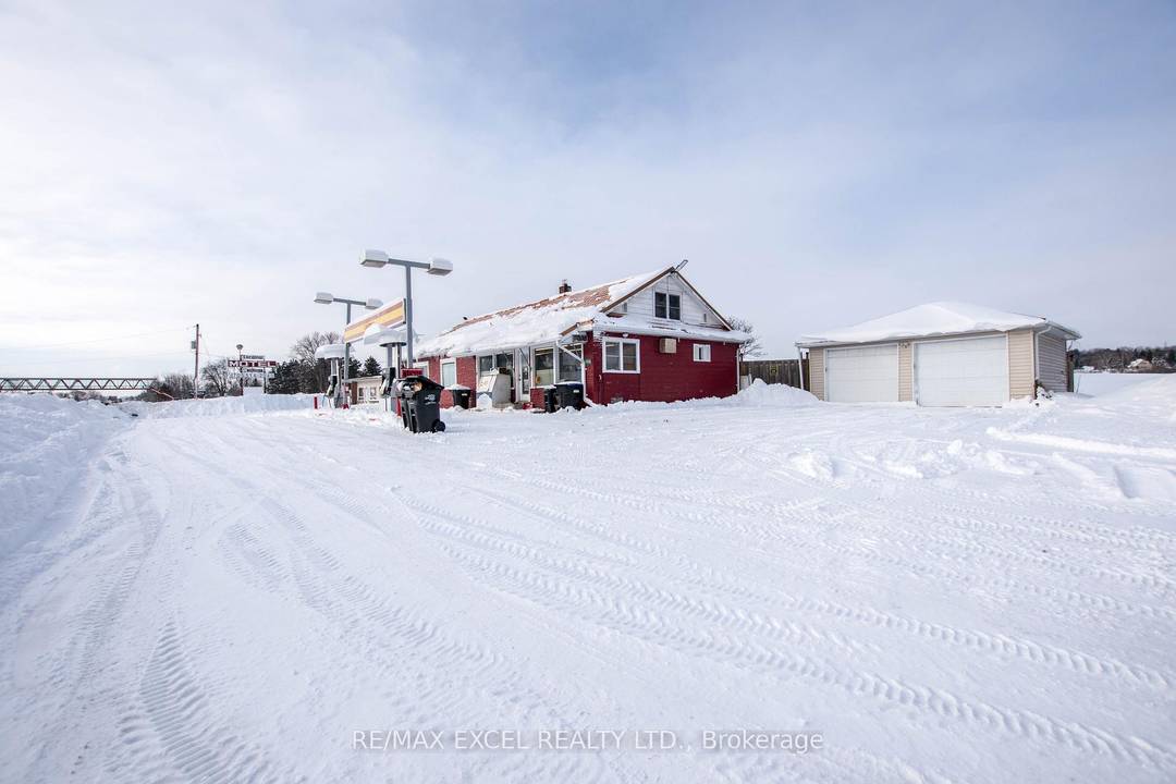 High Exposure Hwy 11 Commercial Property in the Township of Severn Orillia Area with Multiple Income Streams, Prime commercial property located directly on busy Highway 11 Rd Southbound Lane in ...