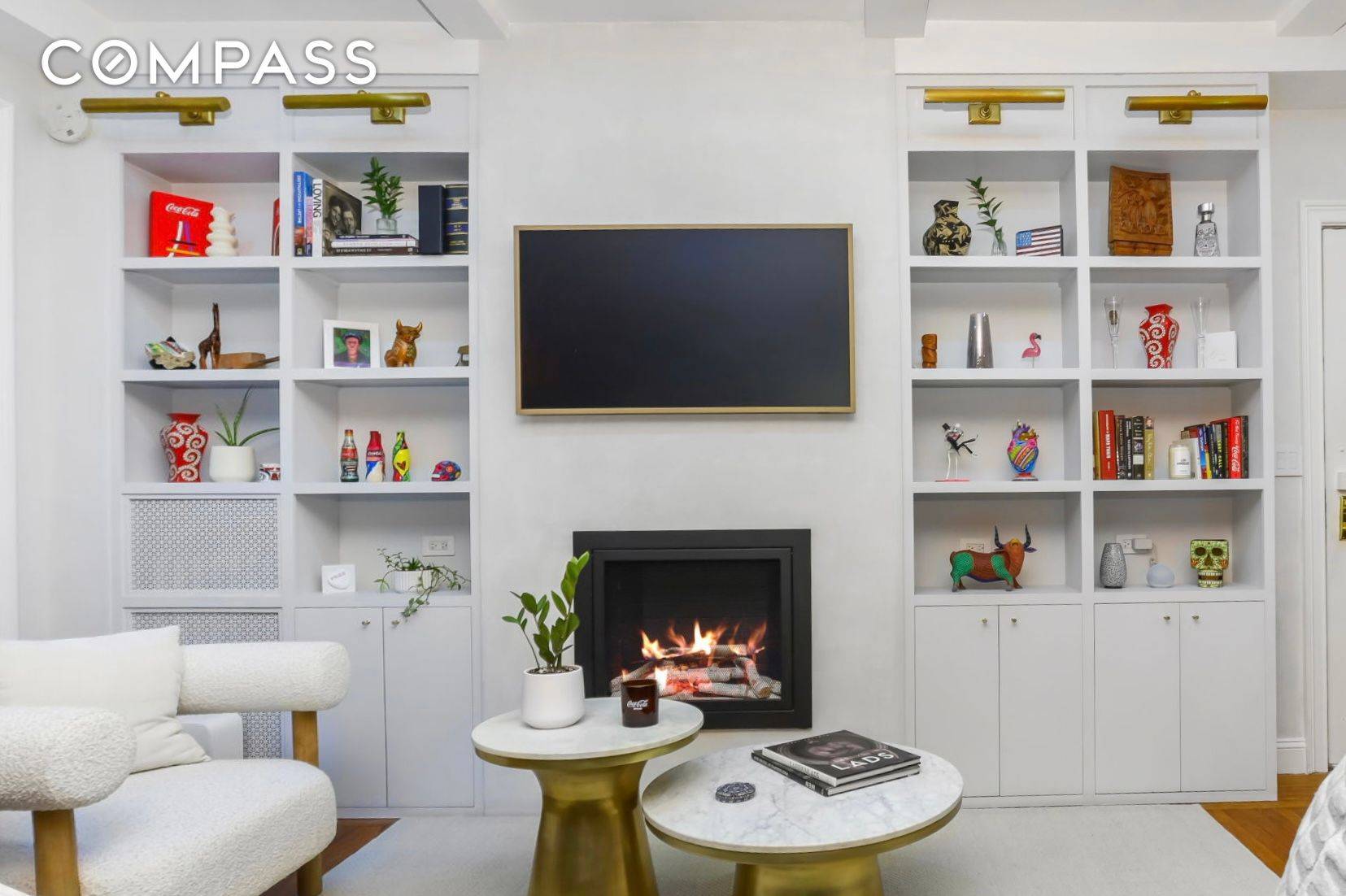 Beautifully renovated spacious 2 bedroom on a picturesque block.