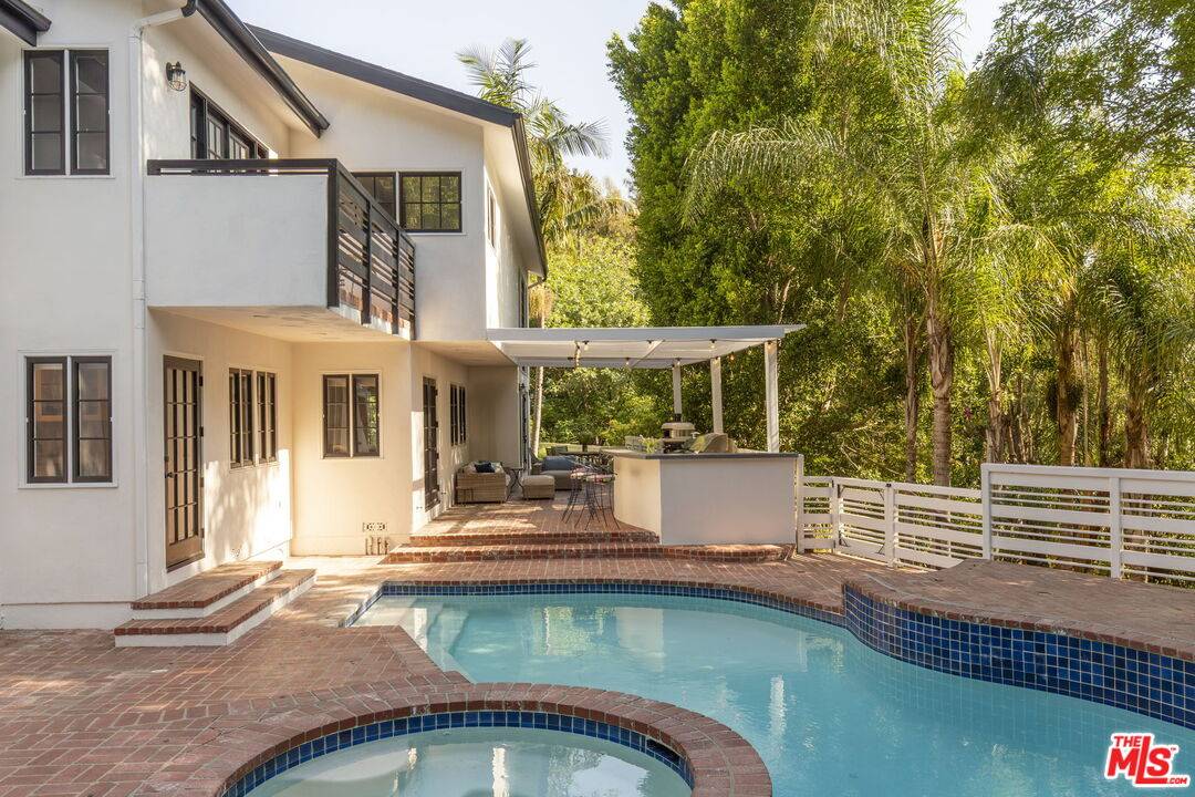 2625   Nichols Canyon Rd 5BR Hollywood Hills East La