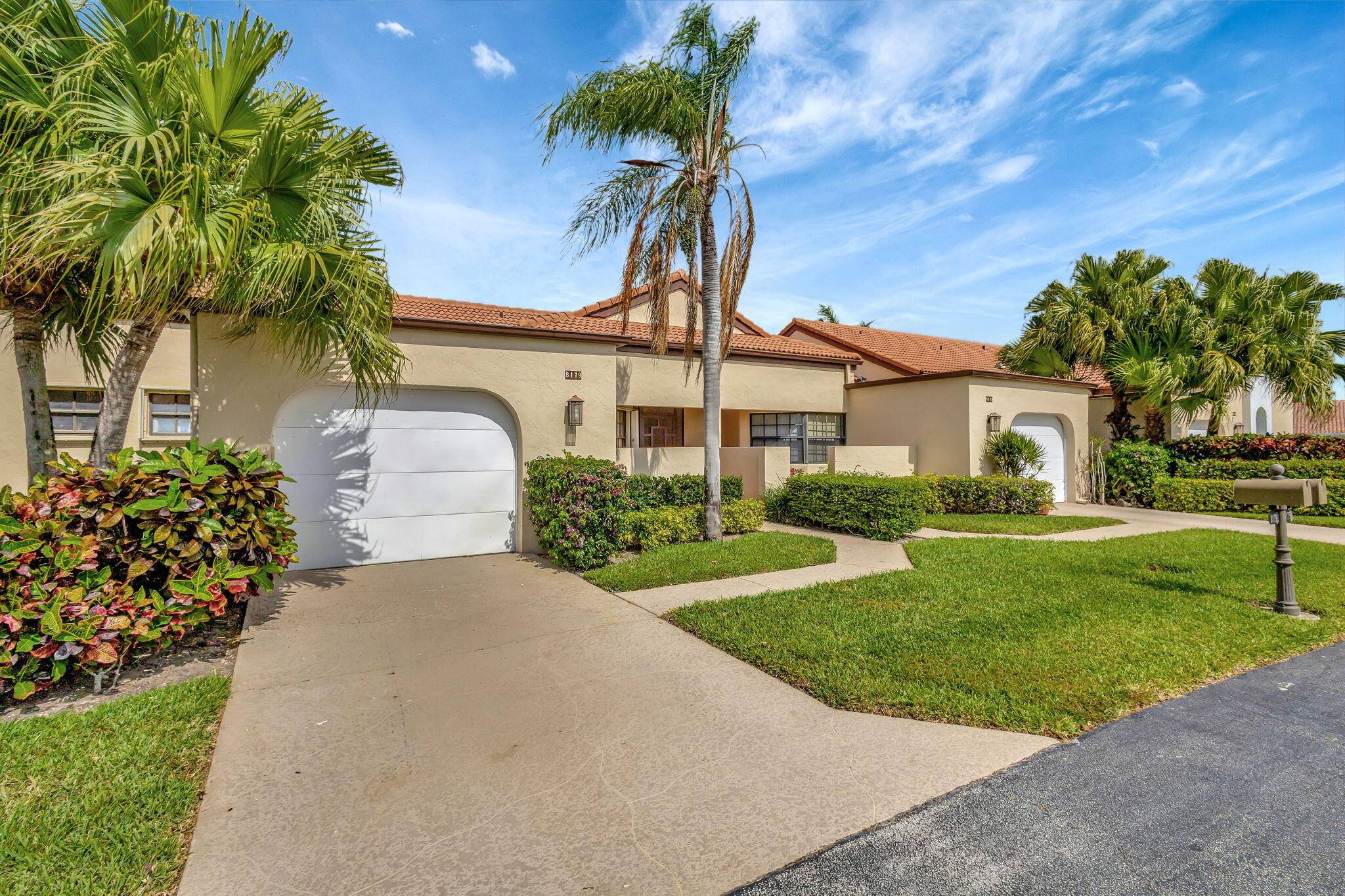 Welcome to your serene oasis in the highly desired active adult 55 community of The Moorings at Aberdeen !