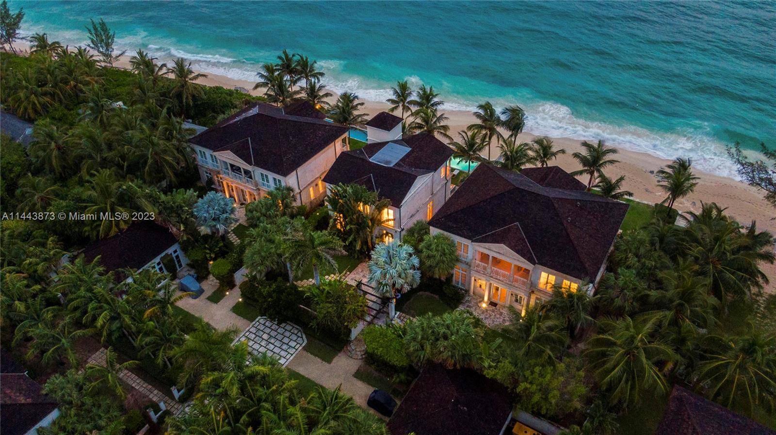 Offering an exquisite blend of elegance and tropical beauty from the moment you step into this oceanfront villa !