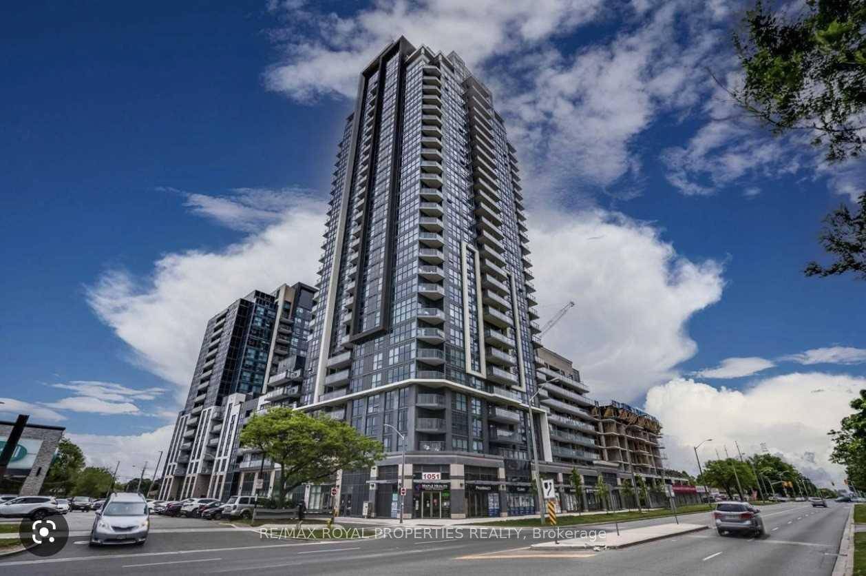 Luxurious 4 Year New Corner 2 1 Bedroom amp ; 2 Bath Unit With Spectacular Views In A Master PlannedCommunity.