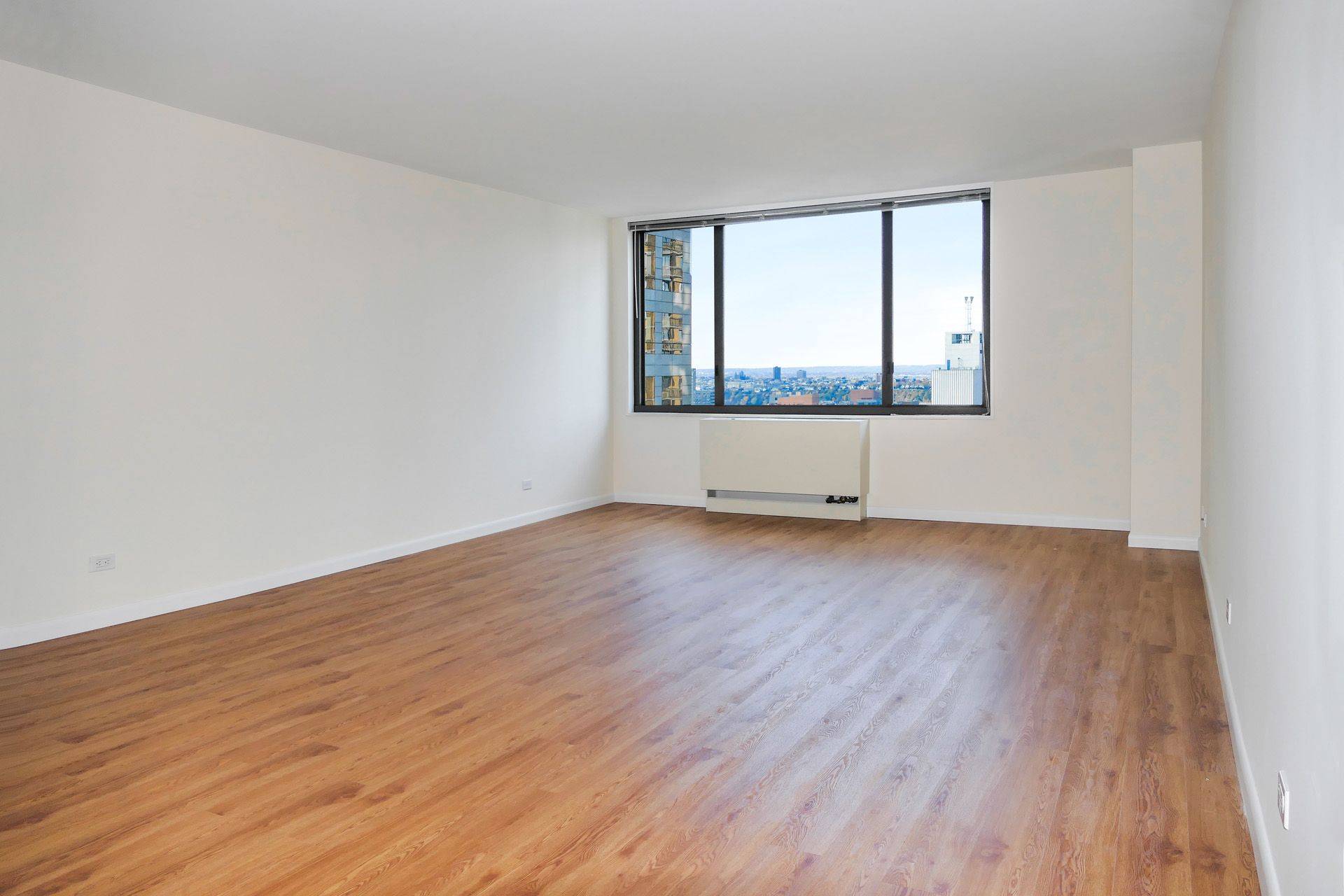 Located in the heart of New York's premier neighborhood for entertainment and the Arts, Carnegie Mews offers residents the excitement and convenience of being just moments from Carnegie Hall, Lincoln ...