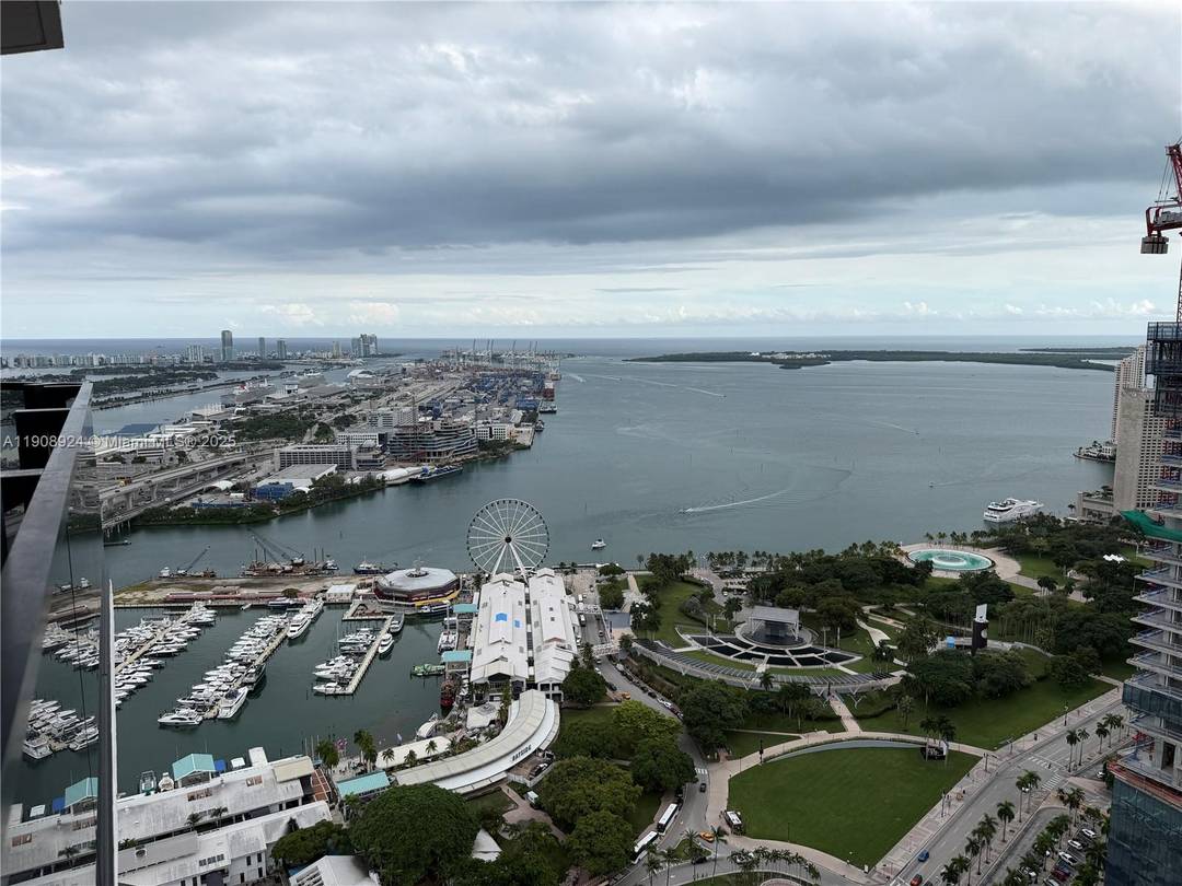 Opportunity knocks come see this beautiful high floor unit at the brand new Elser Hotel amp ; Residences.