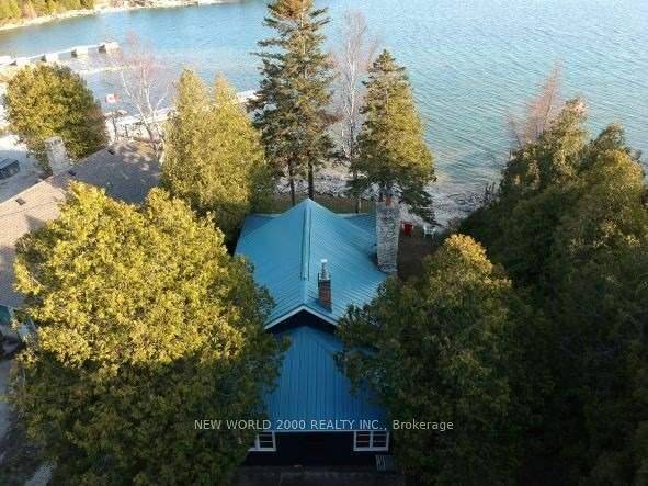 Fully furnished waterfront cottage in Tobermory !