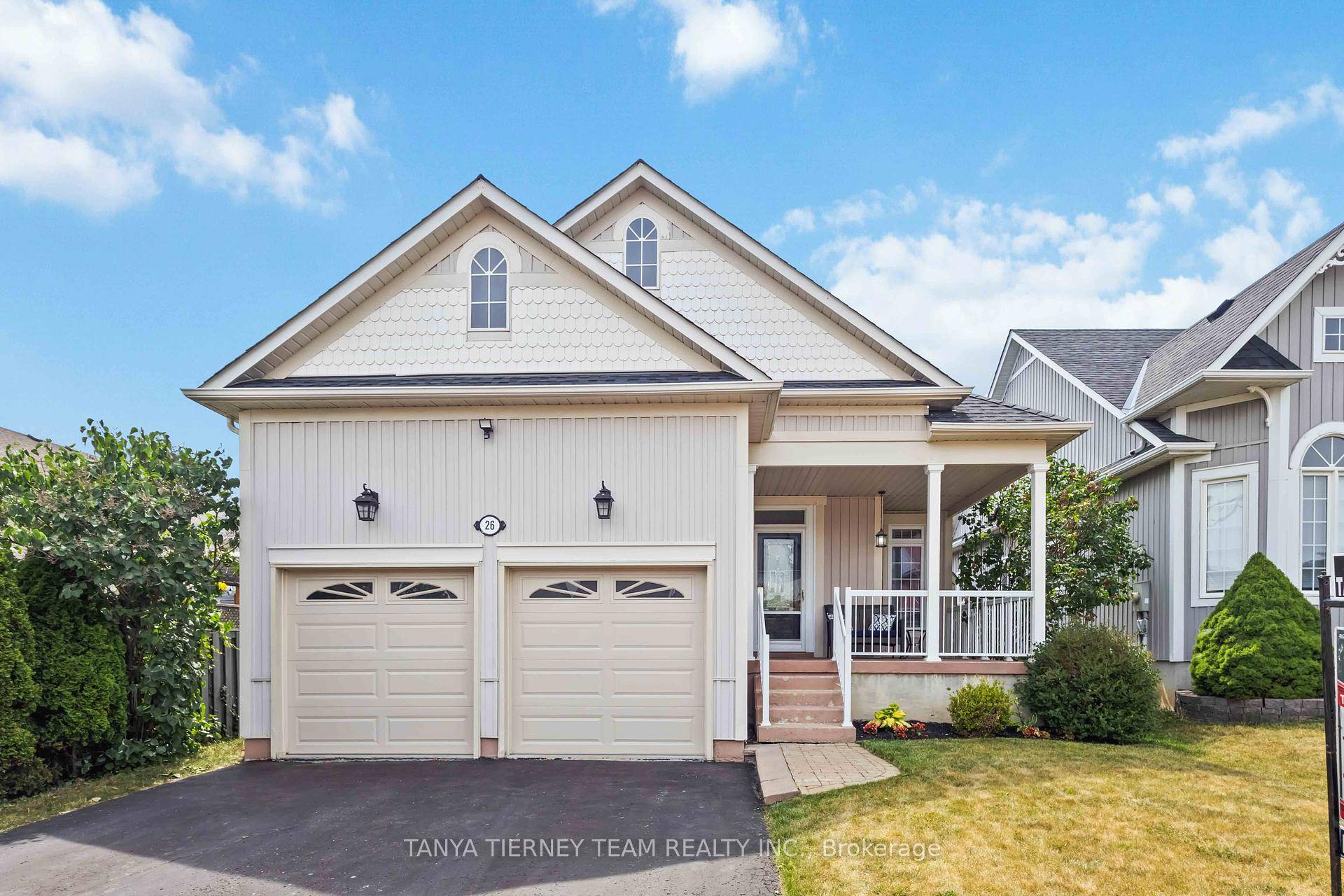 Welcome to 26 Wilshire Drive in the heart of Brooklin !