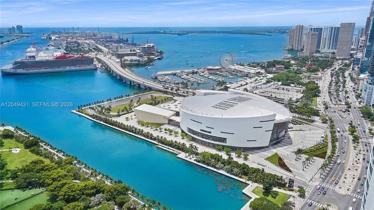 Experience unparalleled luxury in this fully furnished and equipped 4 bedroom, 5 bath residence at One Thousand Museum, the iconic masterpiece designed by the late Pritzker Prize winning architect Zaha ...