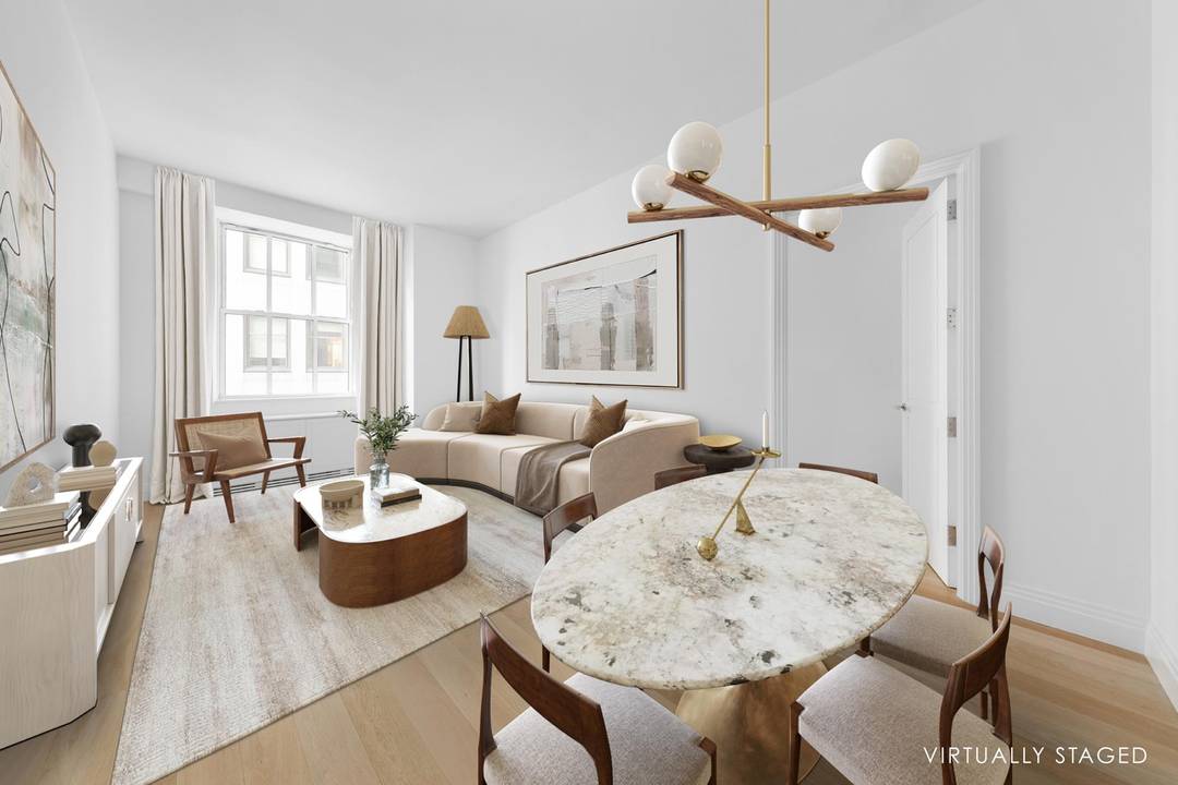 Move In Ready ! Residence 1208 is a 775 SF, spacious one bedroom layout within One Wall Street.