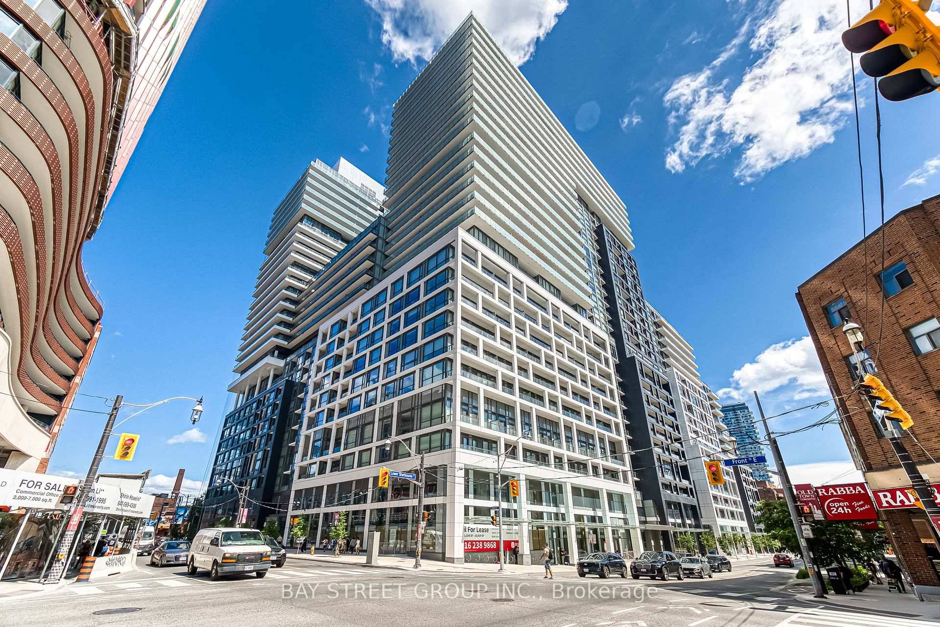 Presenting a brand new suite located in one of Toronto's desirable, locally built neighborhoods.