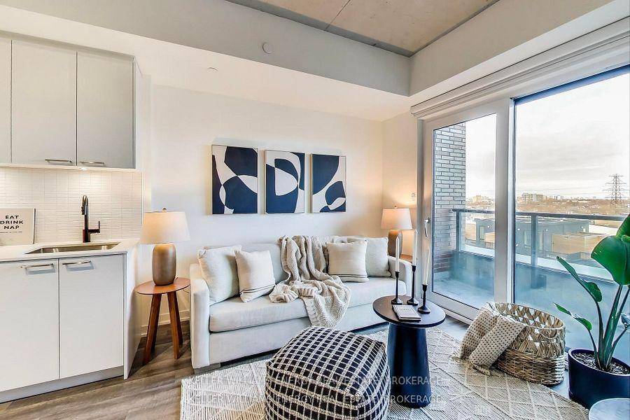 Reunion Crossings, Urban, Comfort amp ; Convenience !