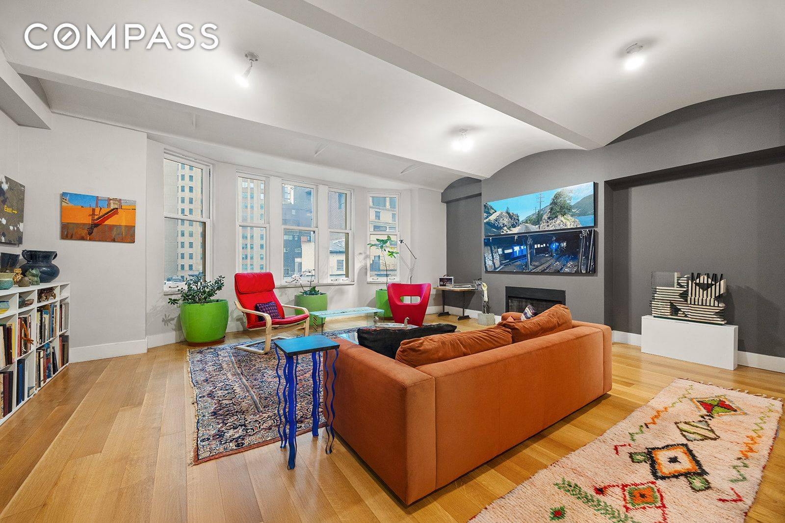 A Dramatic Downtown Loft Where History Meets Modern Refinement !