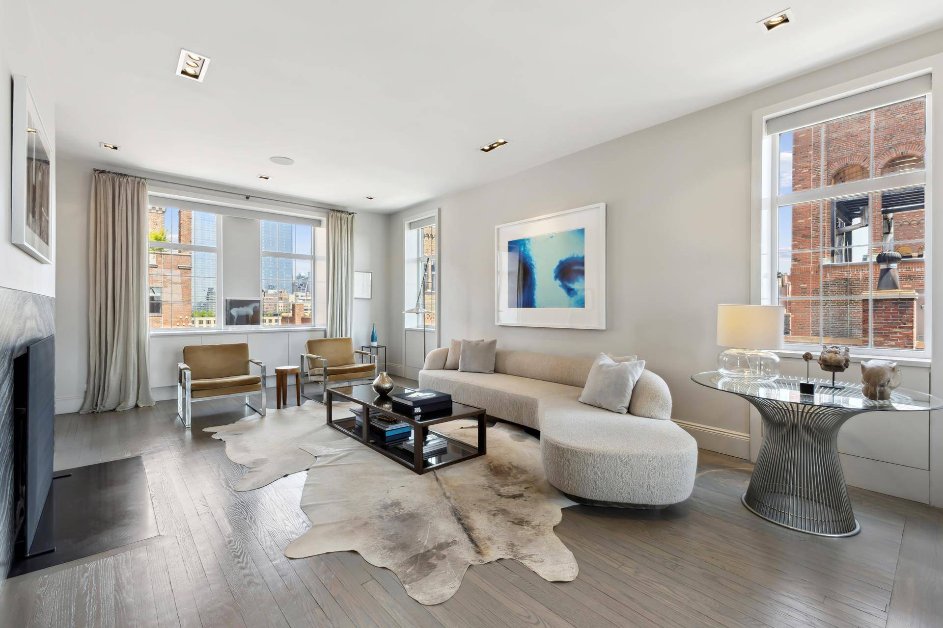 Perched on the 19th floor of the iconic London Terrace Towers at 465 West 23rd Street, Apartment 19D is an exquisitely renovated 2 bedroom, convertible 3 2 bathroom residence offering ...