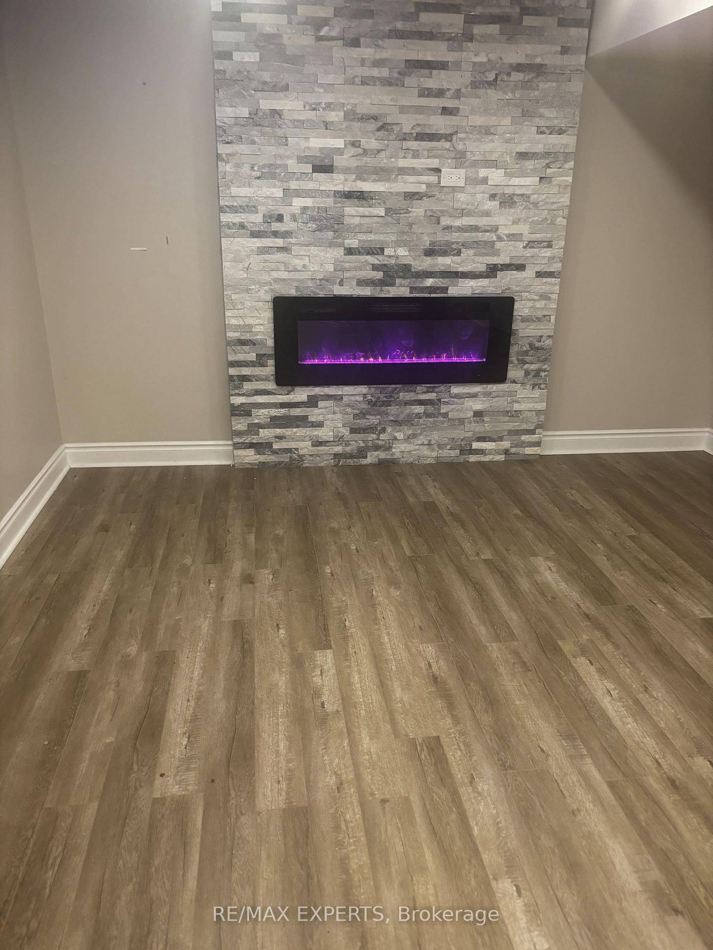Client RemarksClean Bright amp ; Spacious 1 Bedroom 1 Washroom Basement Apartment With Separate Entrance Conveniently Located In A High Demand Location Clean OVERSIZED LIVING ROOM AND WASHROOM