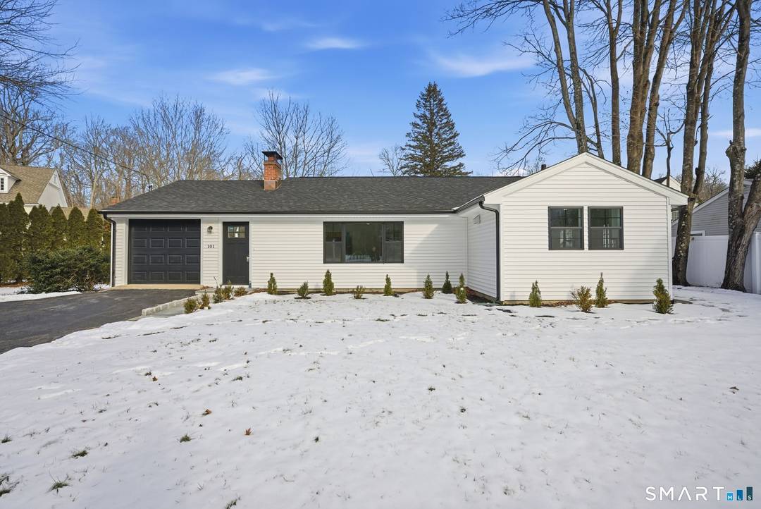 Welcome to 101 Parade Hill in New Canaan.