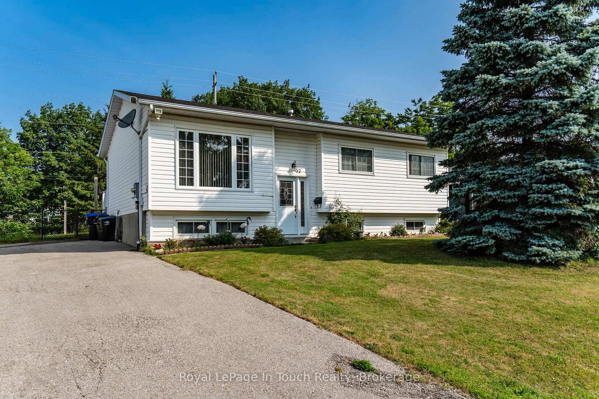 Welcome to 32 Bridle Rd, Penetanguishene !