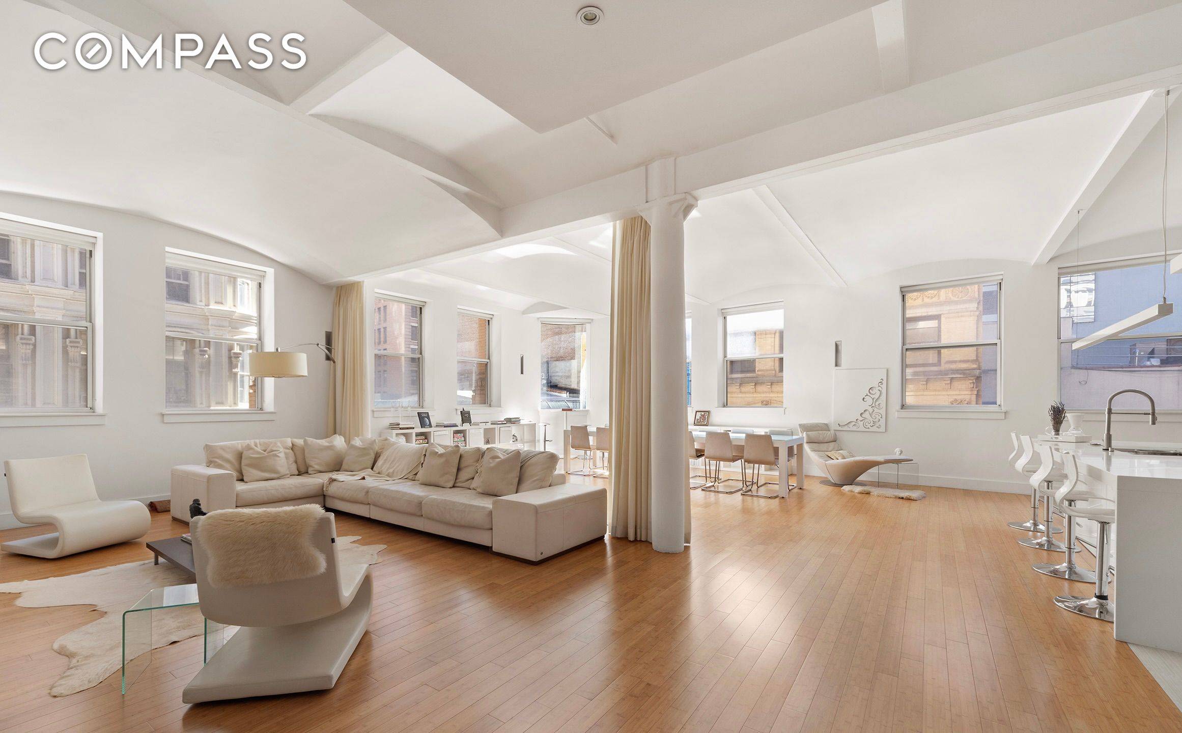 A Masterpiece in the Financial District 2, 753 Sq.