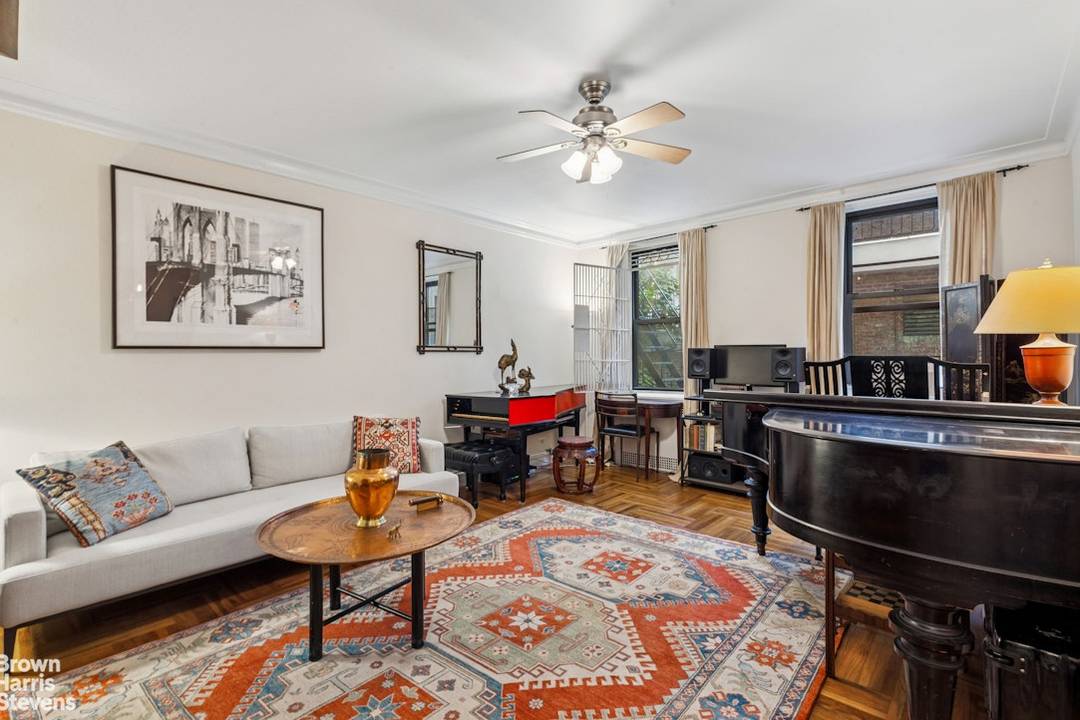 Step into this charming and quiet, pre war art deco home.