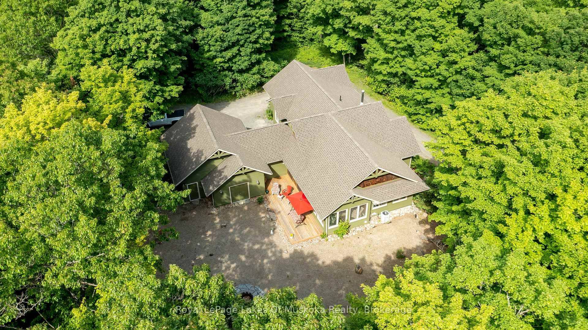 Absolutely stunning executive home located only minutes from Downtown Huntsville in a gorgeous wooded setting with 2.