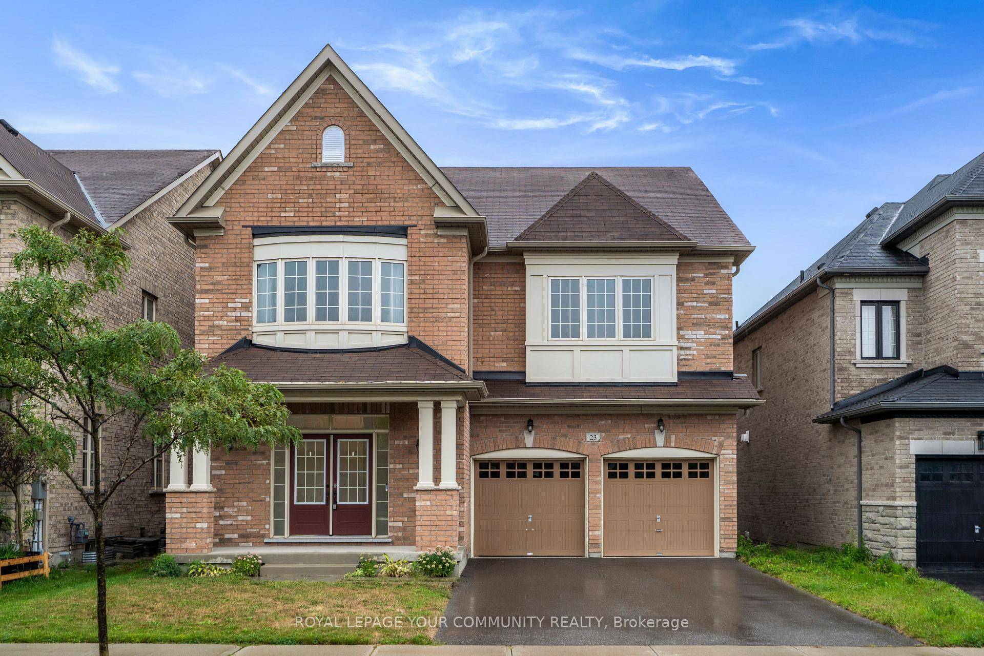 Welcome to This Spacious Detached Home Offering Over 3, 200 Sq Ft of well designed Living Space !