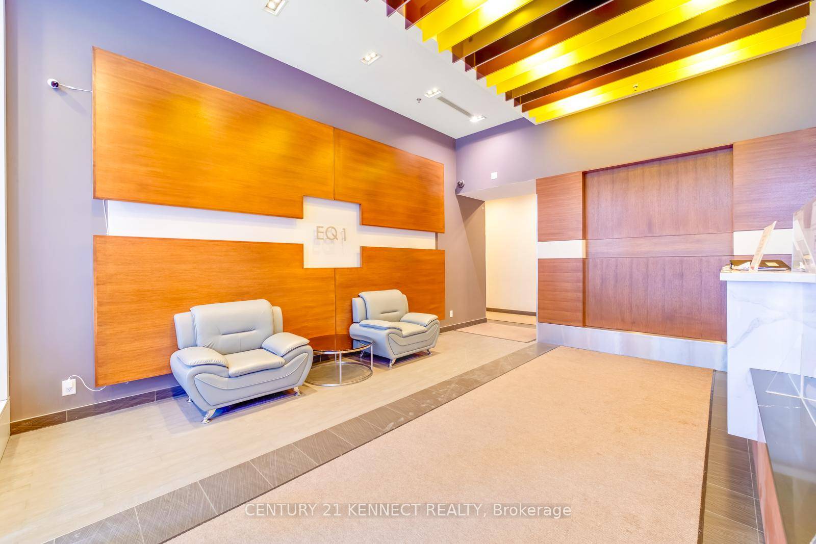 Remarkable Monarch Build Spacious 2 Bed, 2 Bath Unit with Stunning Views.