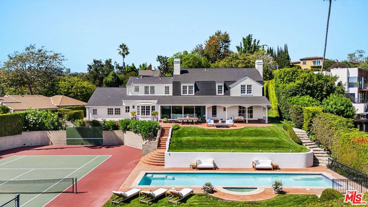 220   Bentley Cir 4BR Brentwood La