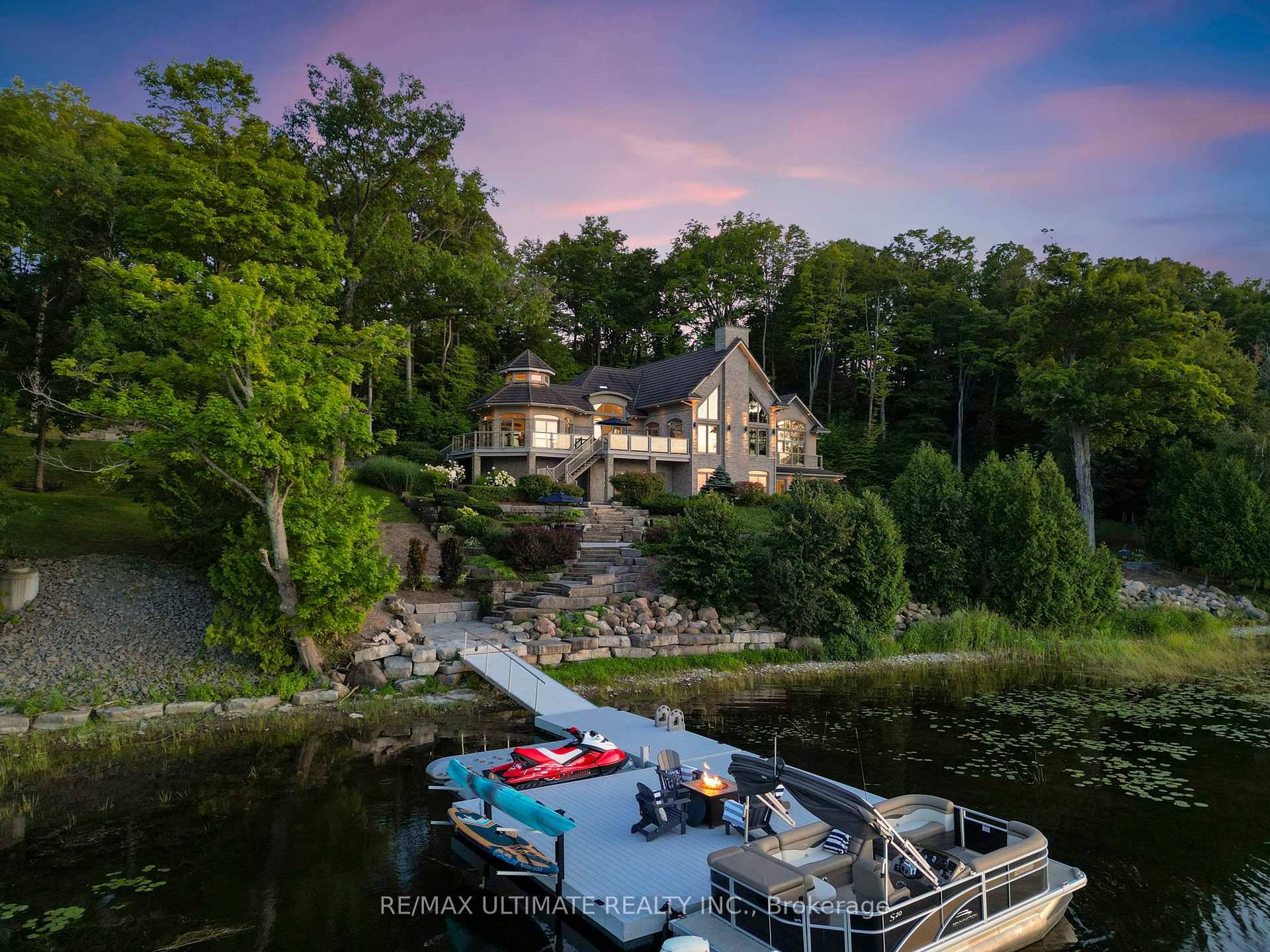 Exquisite Custom Executive Waterfront Estate Prince Edward County Luxury waterfront living at its finest.