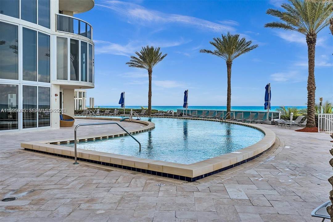 LUXURY OCEANFRONT BUILDING, TWO BEDROOMS, TWO FULL BATHROOMS, AND A POWDER ROOM, HIGH FLOOR RESIDENCE WITH EXPANSIVE VIEWS, SUNRISE AND SUNSET VIEWS, TWO TERRACES FOR ENTERTAINING, NEW UPGRADED ITALIAN STYLE ...
