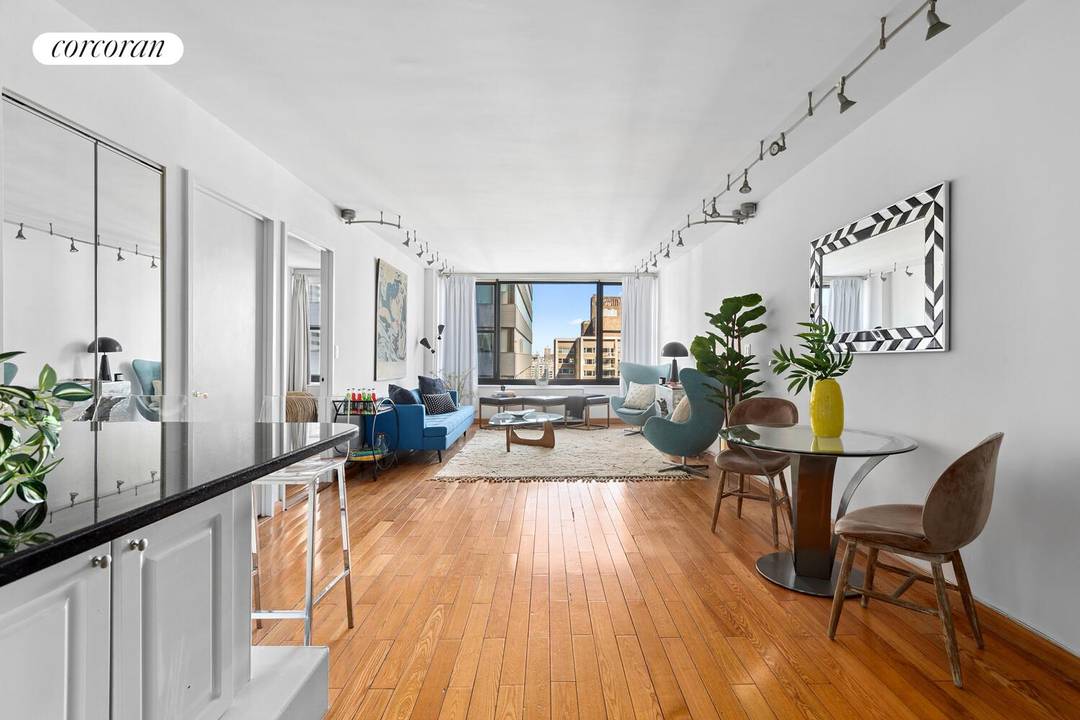 Park Avenue Perfection Residence 32G 1 Bedroom 1 Bathroom Renovated High Floor Open City Views Welcome to Residence 32G at The Galleria Condominium, a modern one bedroom, one bathroom home ...