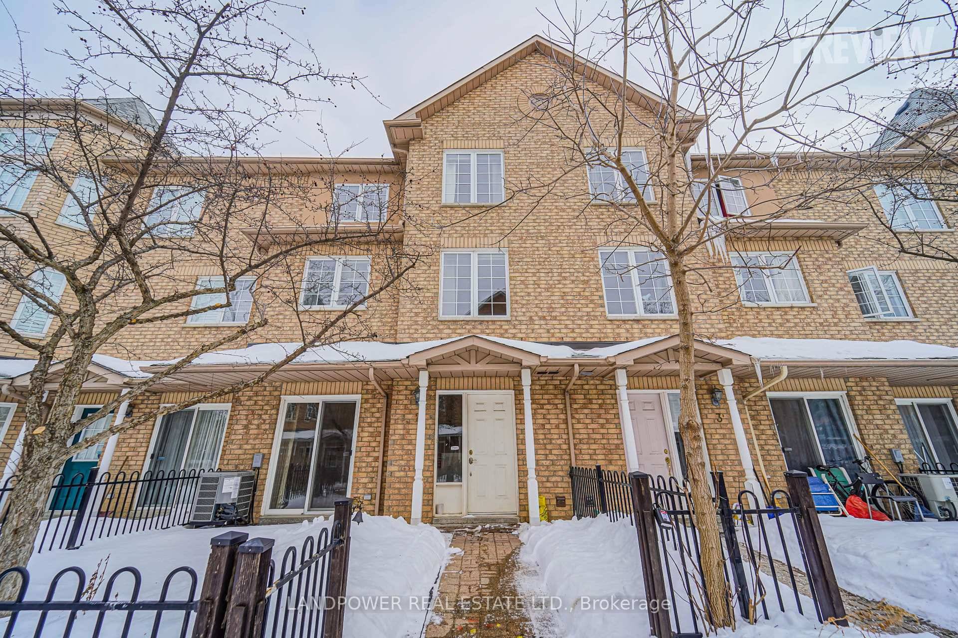 Location ! Location ! Bright amp ; Well Maintained Townhouse At Prime Unionville Area !