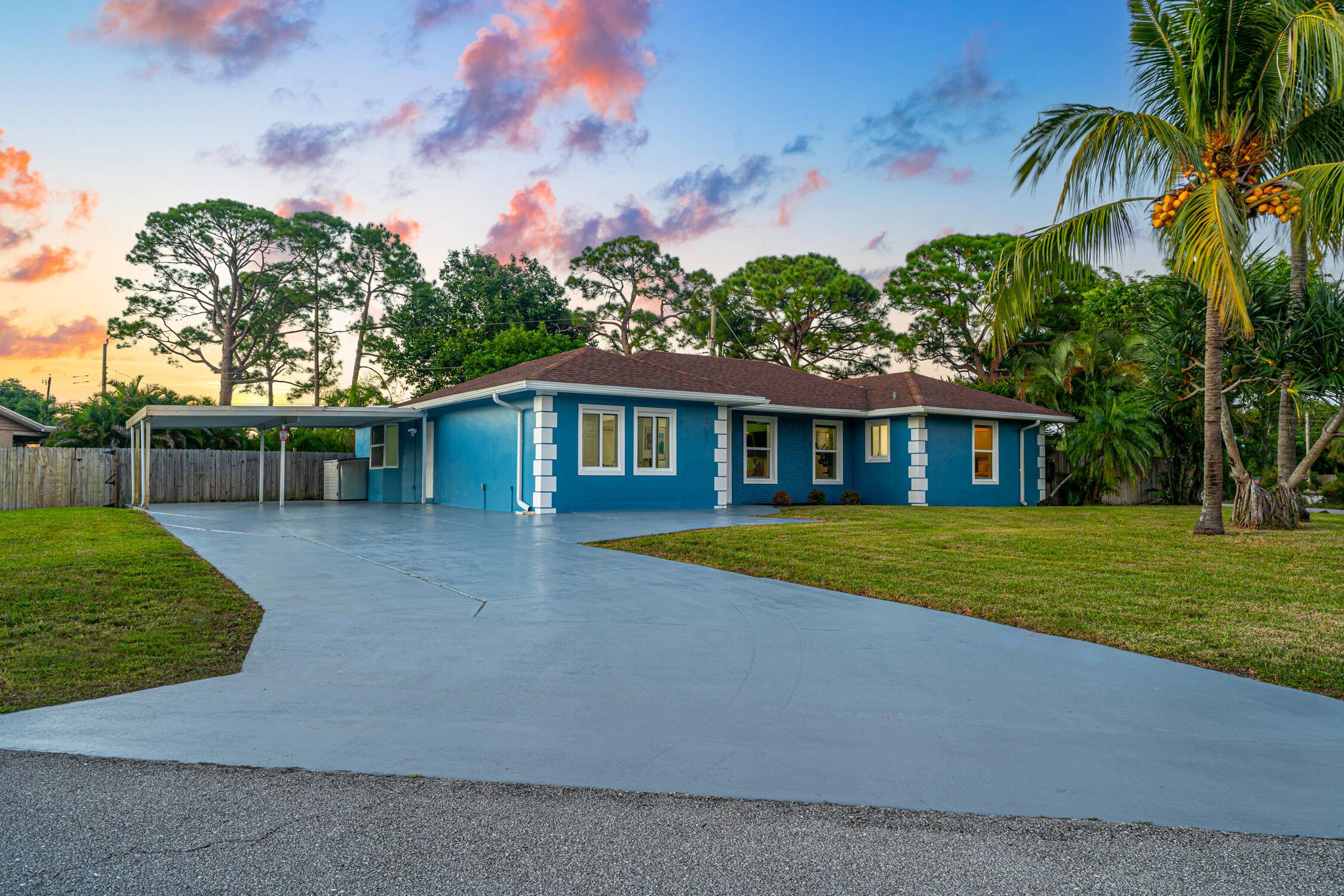 DOUBLE CORNER LOT ON THE BORDER OF BOCA RATON AND DELRAY BEACH Stunning Updated in a desirable non HOA community Rent right away, this spacious, fully updated home is 12 ...