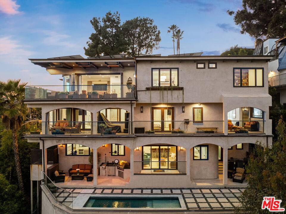1380 Summitridge Pl 4BR Beverly Hills Post Office | B.H.P.O. La