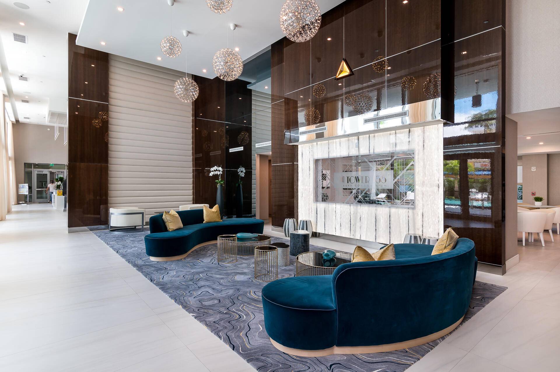MOTIVATED SELLERS ELEGANT fully furnished 3 bedroom 2.