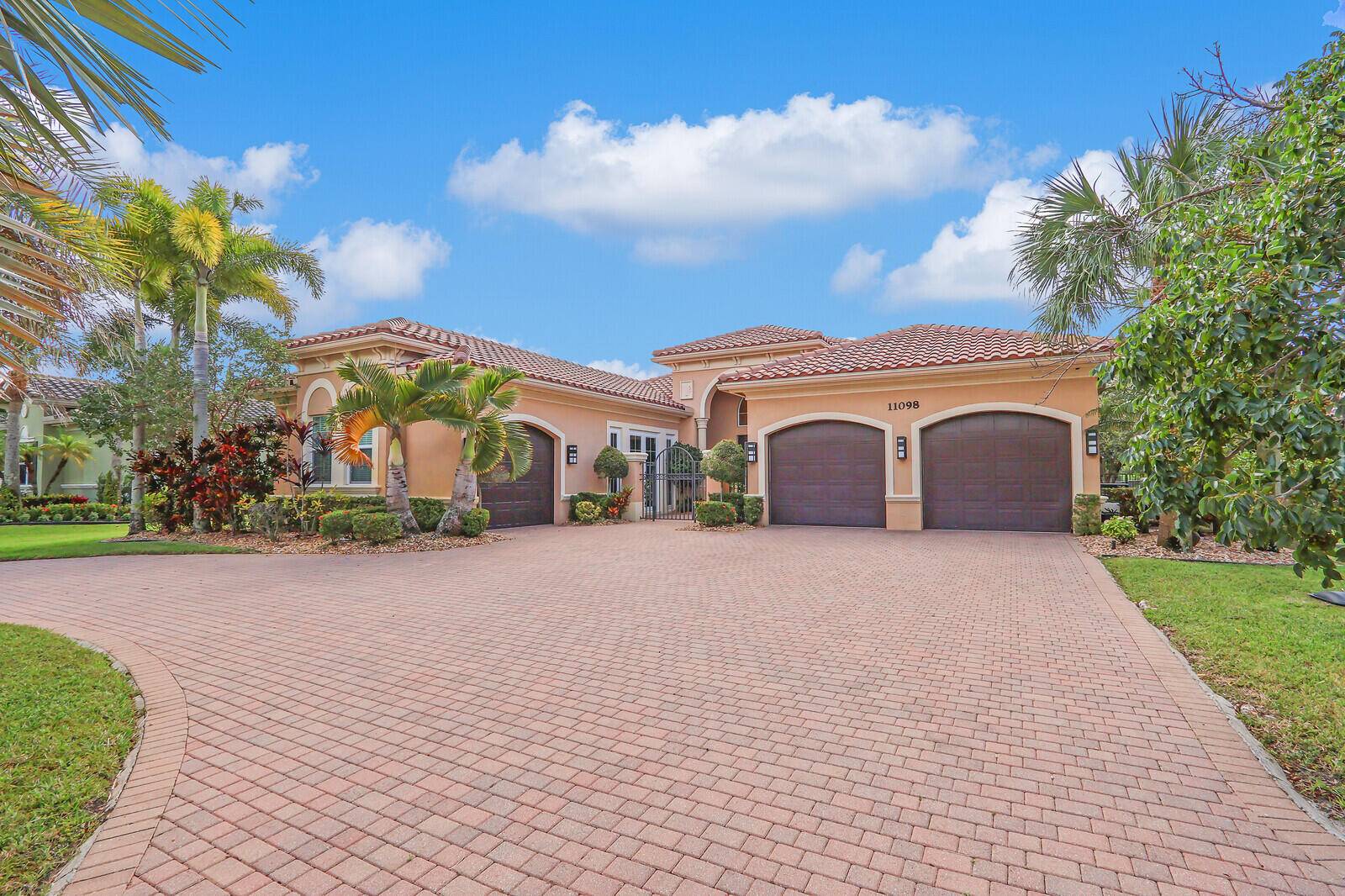 Stunning 3BR 3. 5 BA plus Club Media room on premium half acre water view lot.