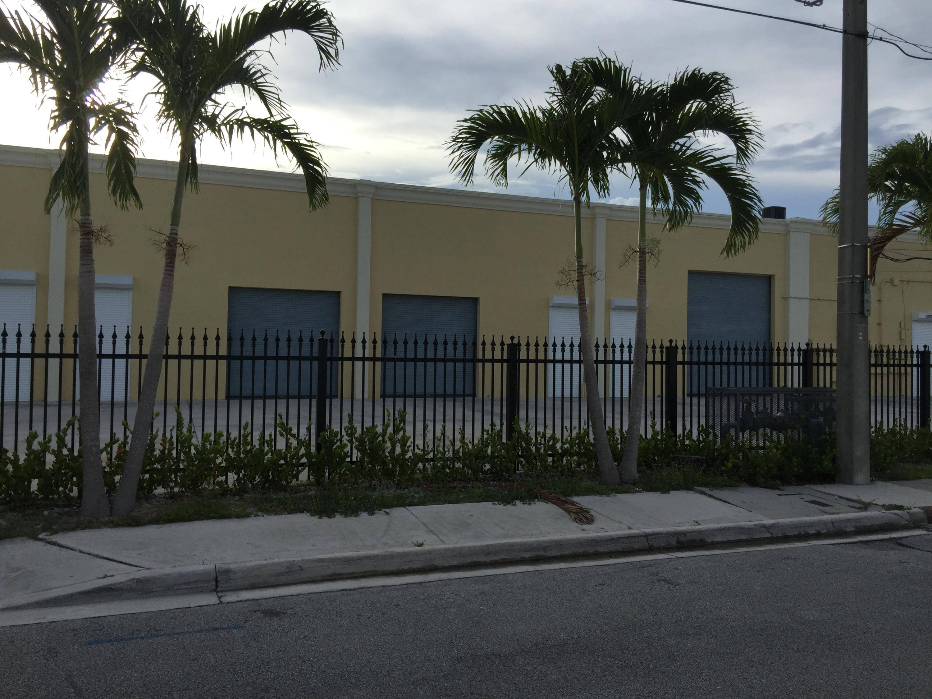 Building on Georgia Ave close to 95, and Palm Beach island Total of 6114 sq ft available or 2700 sq ft available 18' high ceilings, auto garage doors and auto ...