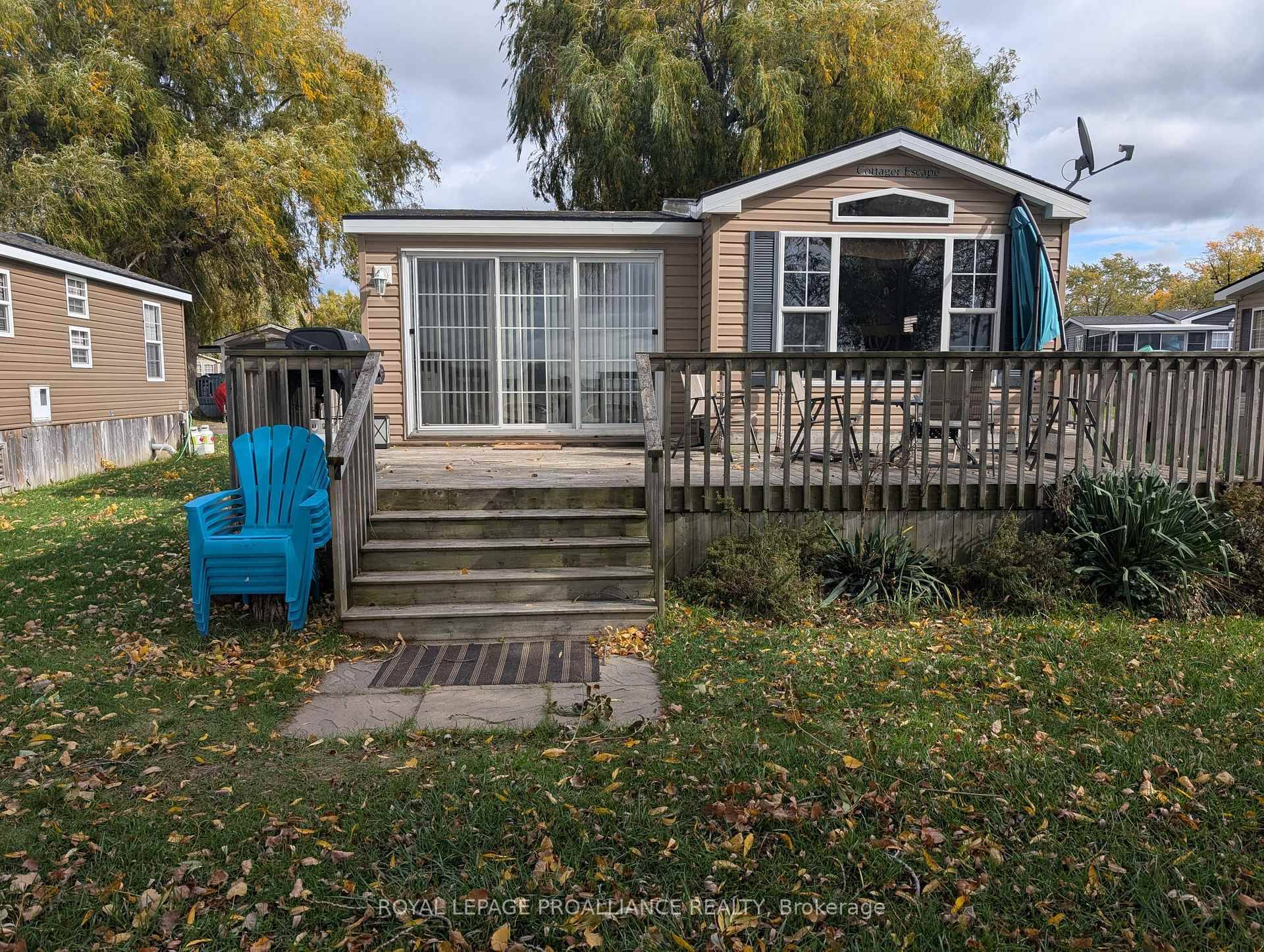 Waterfront on the Beach !