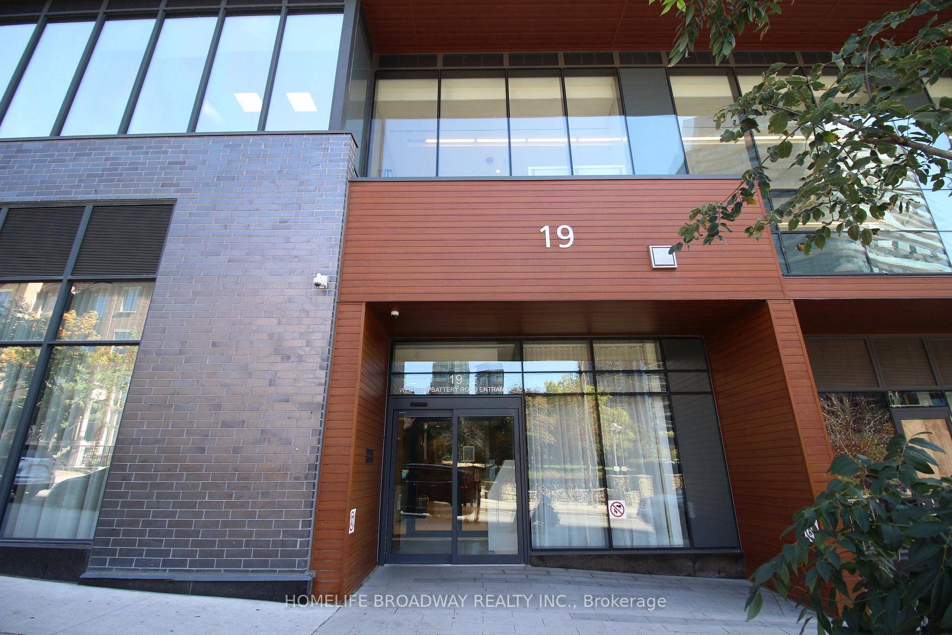 High Level, Fabulous Lake View Condo in the Heart of Liberty Village !