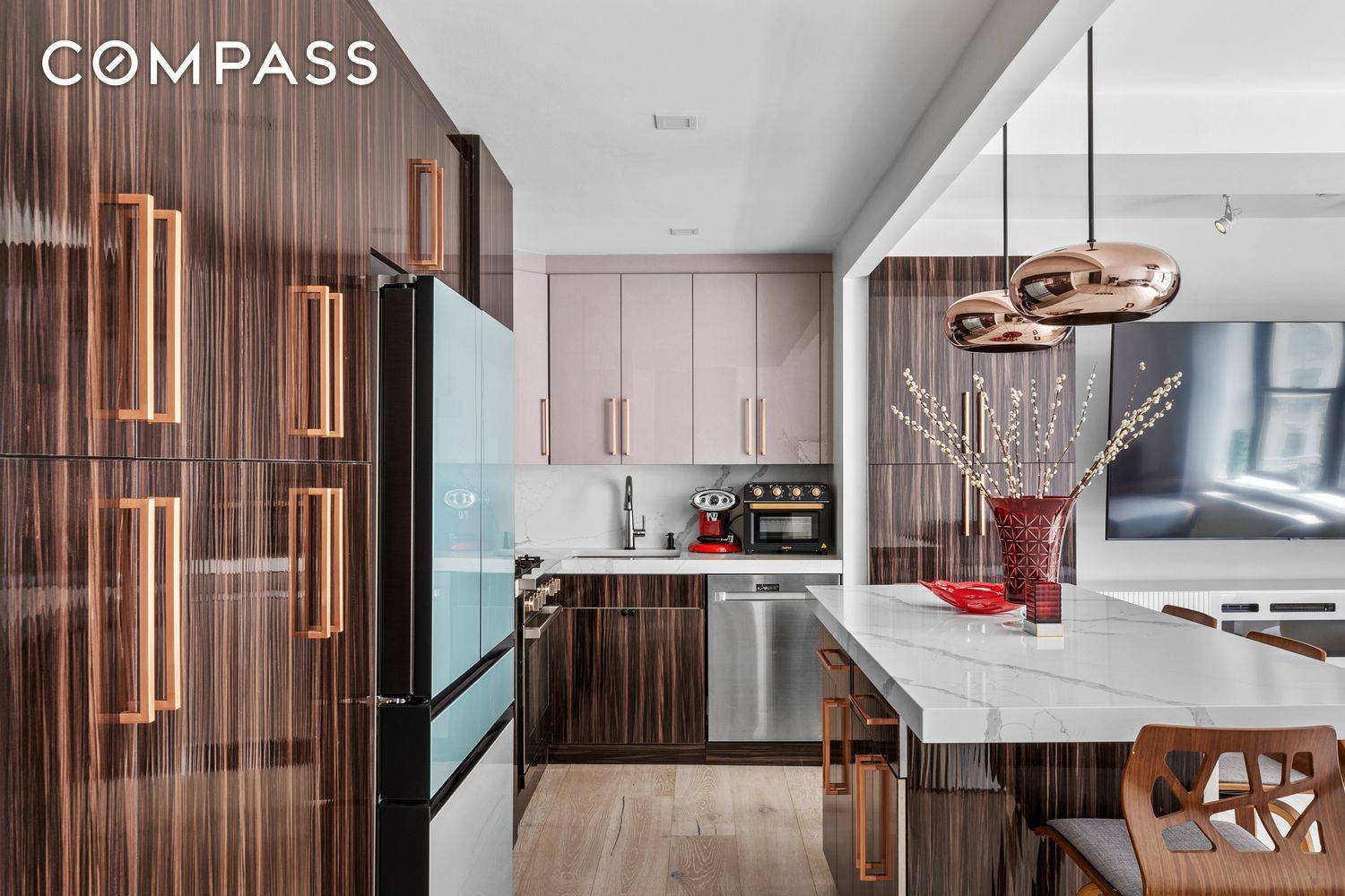 Discover exceptional living in the distinguished Fitzgerald condominium.