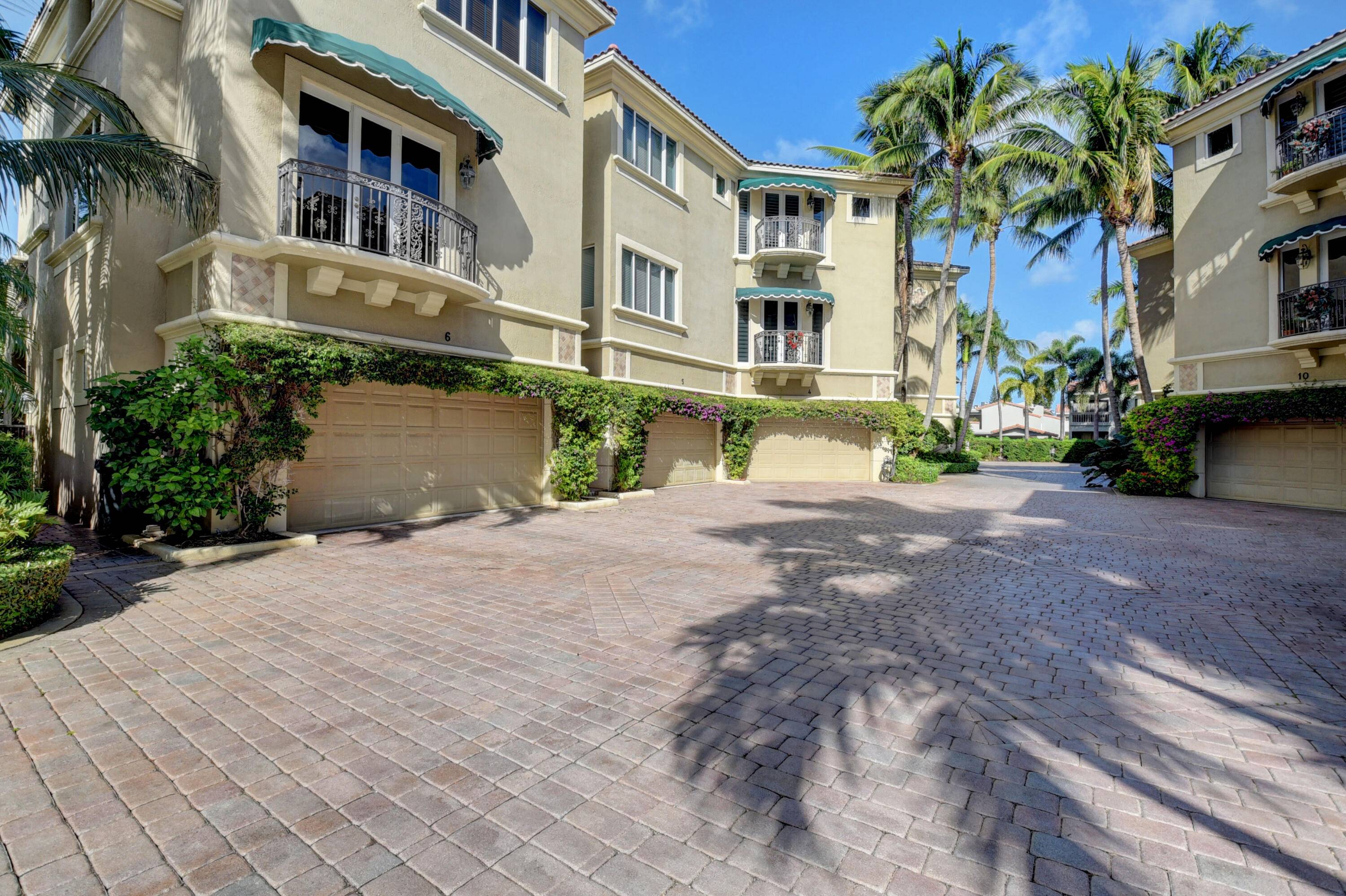 A few steps from the sandy beaches of Boca Raton FL.