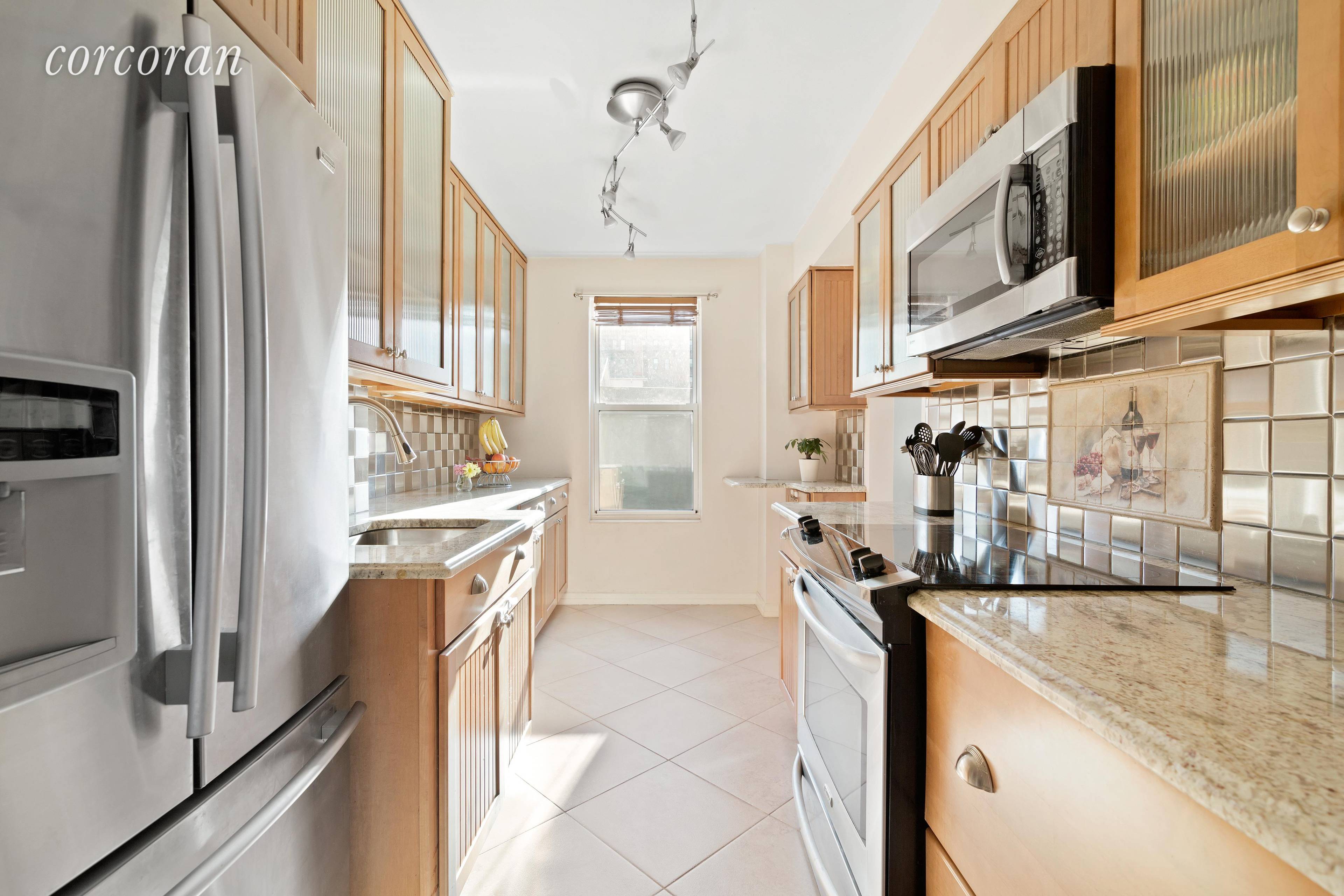 Fully renovated, move in condition 2 bedroom in Prime Bay Ridge !