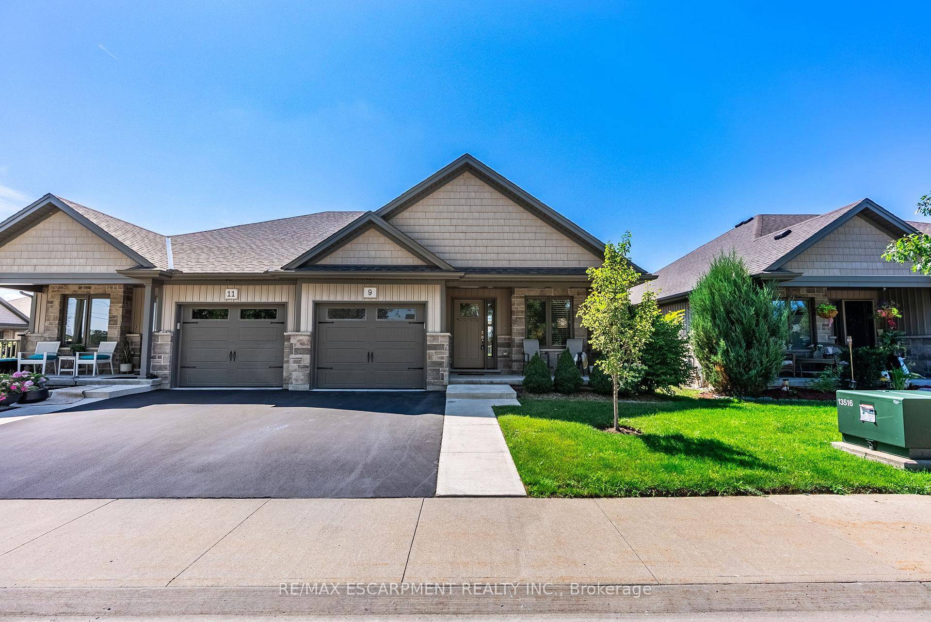 Welcome to this beautifully spacious and well maintained home, perfectly situated in a peaceful, family friendly neighbourhood offering comfort, style and worry free living at its finest.