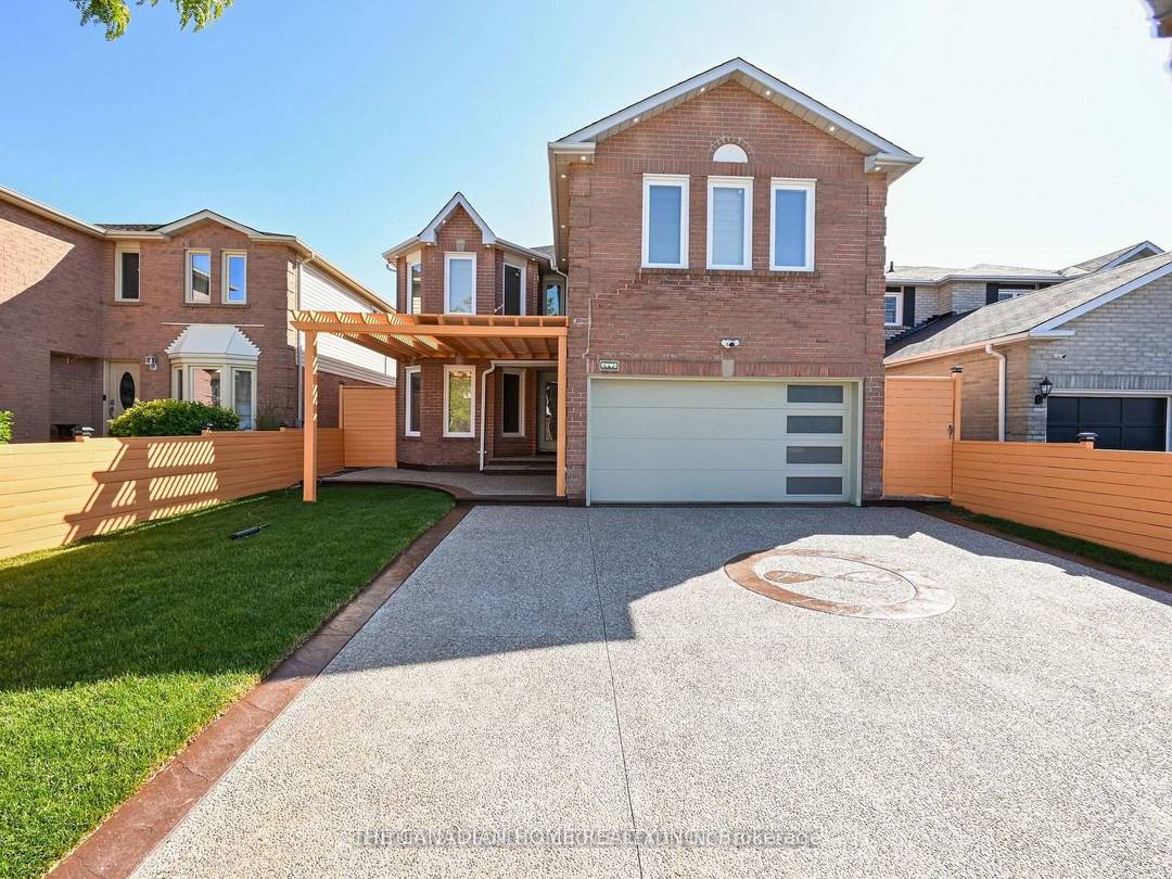 REMARKS FOR CLIENTS 2000 characters OFFER REMARKS SELLER DIRECTION 500 characters Page 8 of 11Stunning Renovated Full Furnished Detached Home in Prime Mississauga Location !