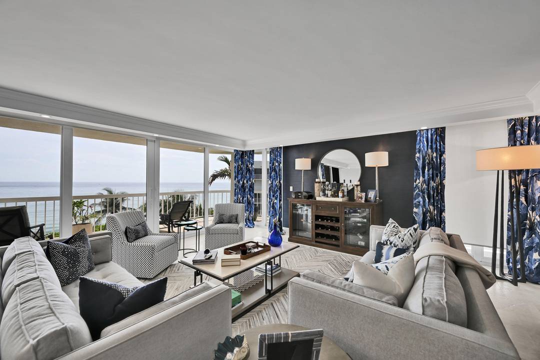 SUNRISE SUNSET Perhaps Most Incredible SE SW 3 Bedroom Corner Oceanfront Penthouse Unit at the most desirable Meridian.