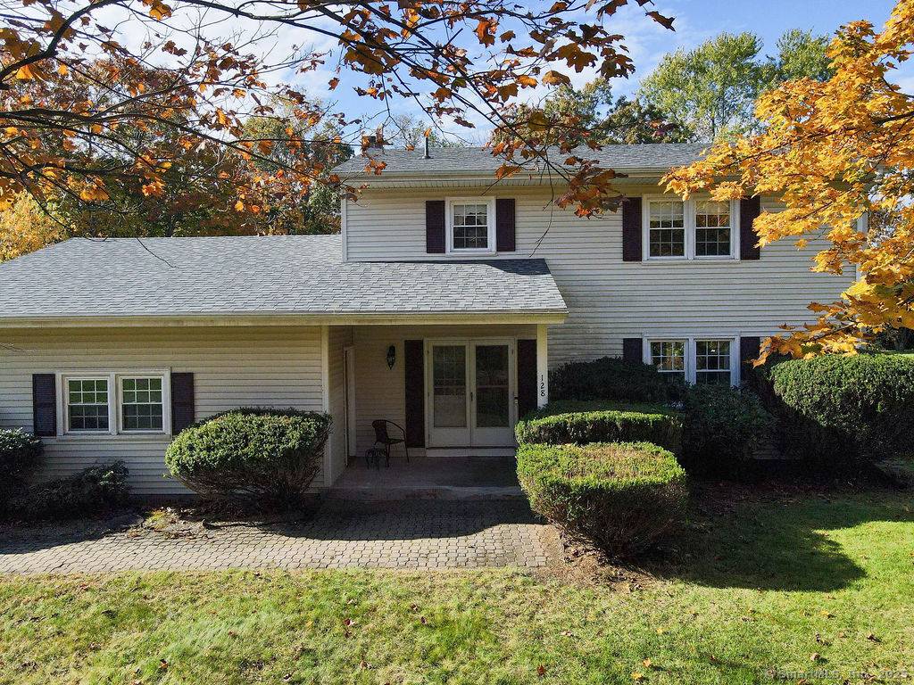 Welcome to 128 Pond Lane, a charming and well maintained home located in a quiet neighborhood of Manchester, Connecticut.
