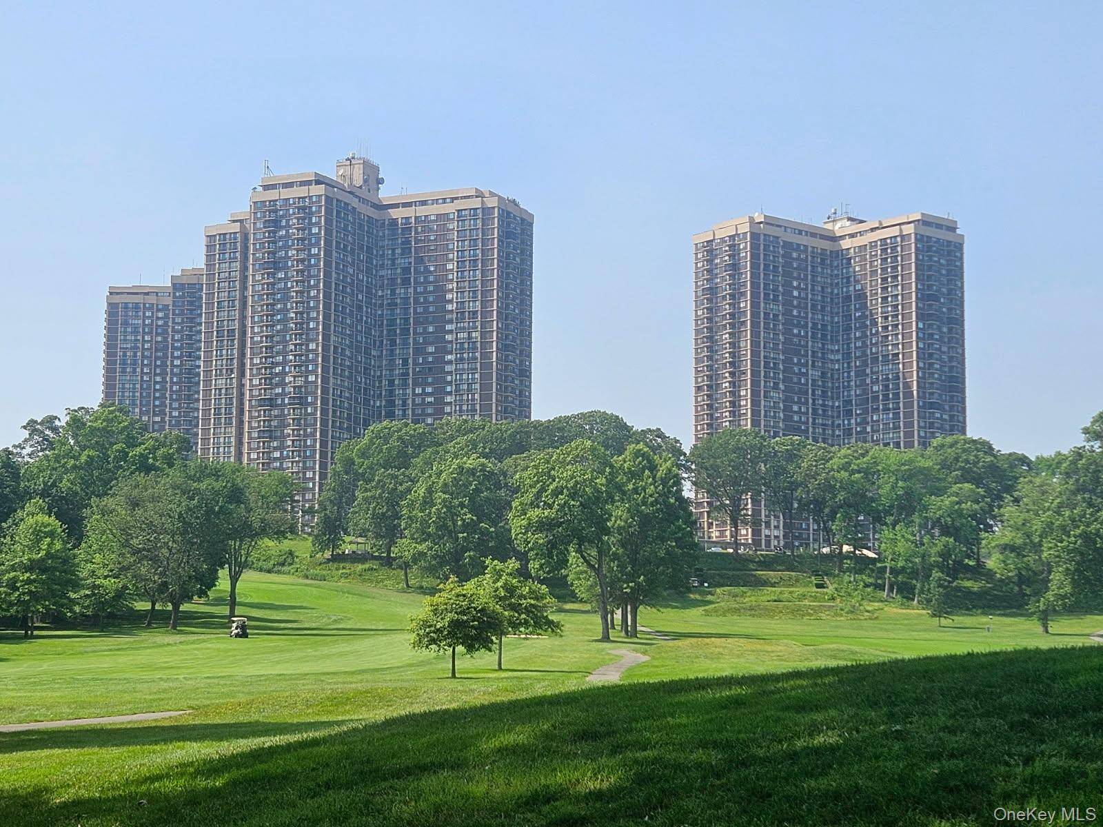 Just Listed ! Building 1 Beauty in the Gated Community of North Shore Towers !