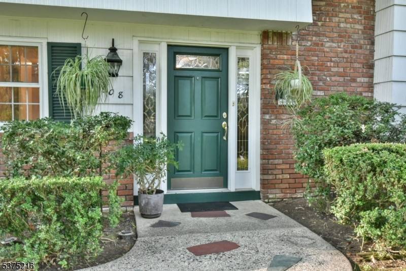 Just Listed ! Must see ! Charming, well maintained bi level home in prestigious Franklin Lakes.