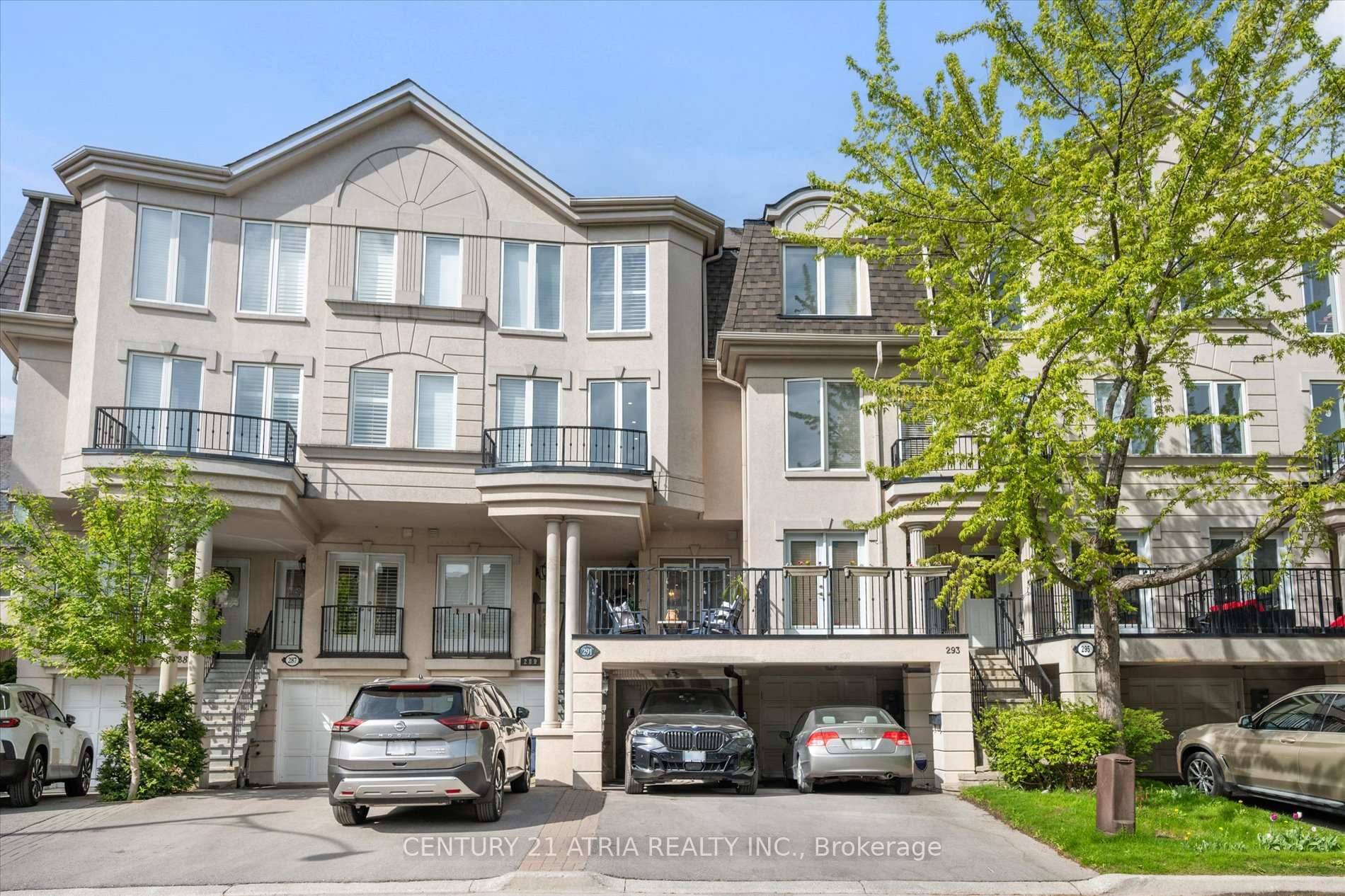 Don Mills Show stopper ! This immaculate freehold townhome offers 3 spacious bedrooms and 3 full bathrooms, finished with rich hardwood flooring, freshly painted bedrooms, sleek pot lights, and elegant ...