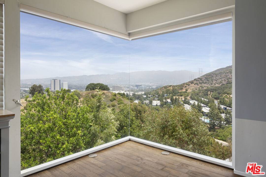 3488   Troy Dr 4BR Hollywood Hills East La