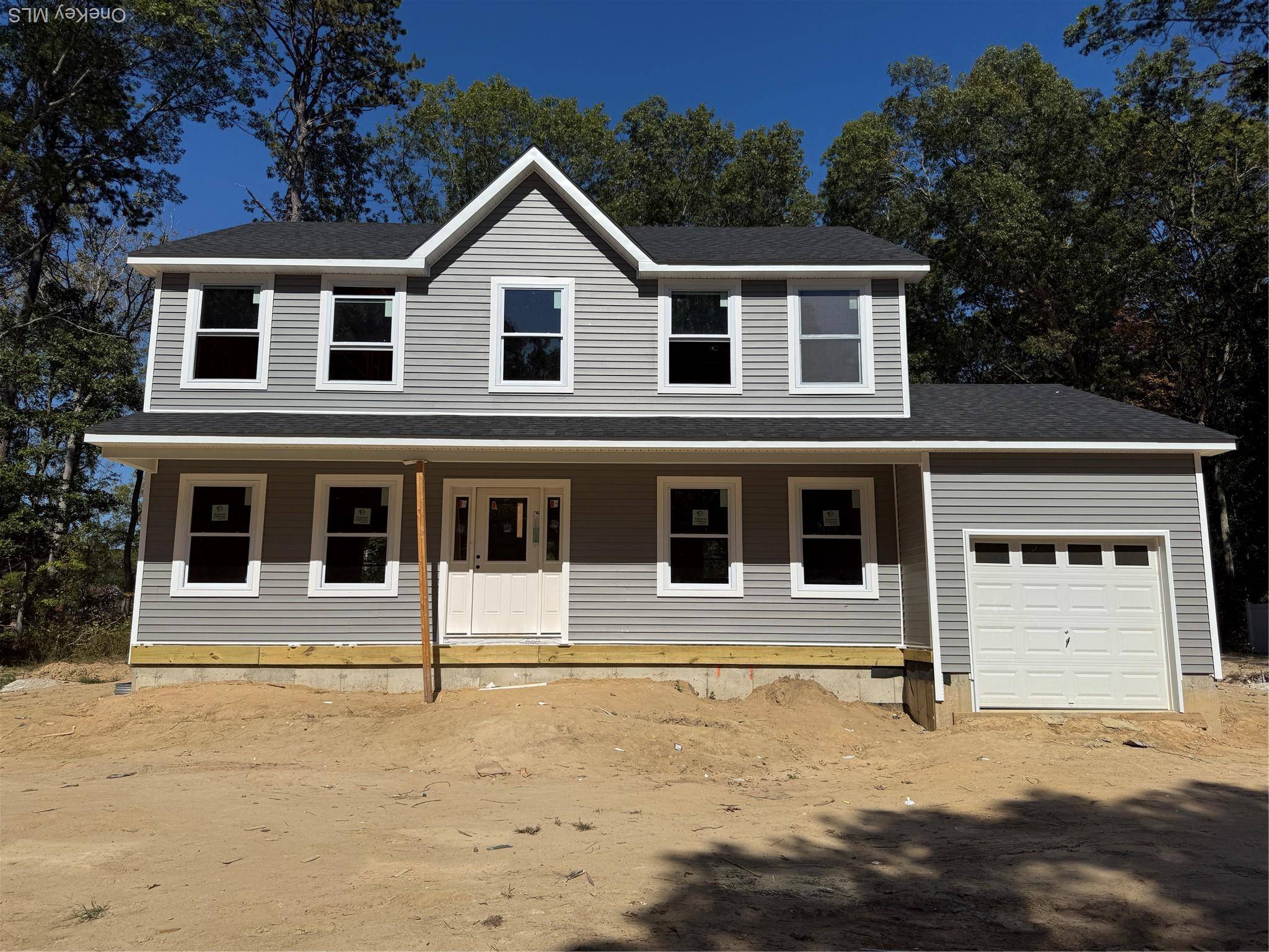 New Victorian Modern and traditional finishes all wrapped up into one.