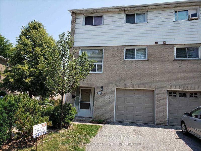 End Unit townhouse for lease ; Very Good Schools, Zion Heights, A.
