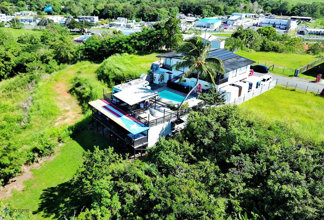 CARR 100 CAMINO ROMAN House Cabo-Rojo